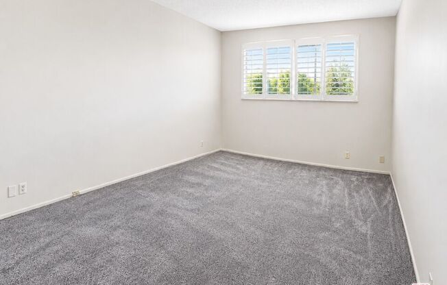 3320 GRIFFITH PARK BLVD