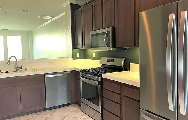 Charming 4 bedroom 4 bathroom in heart of East Lake!
