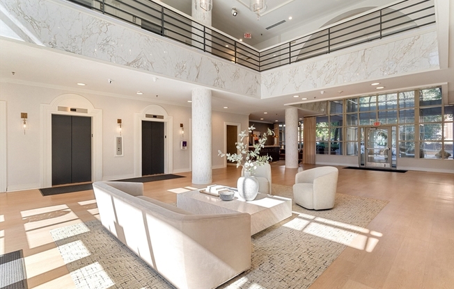 2 beds, 2 baths, 950 sqft, $5,200, Unit 311