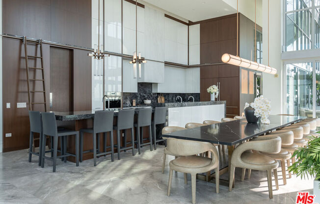 6 beds, 9.5 baths, 19,313 sqft, $80,000, Unit PH