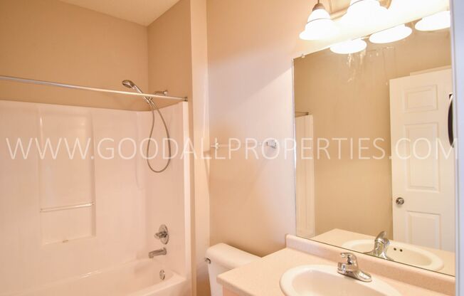 2 beds, 2 baths, $1,395