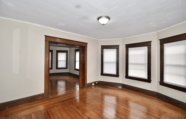 56 Kenyon St
