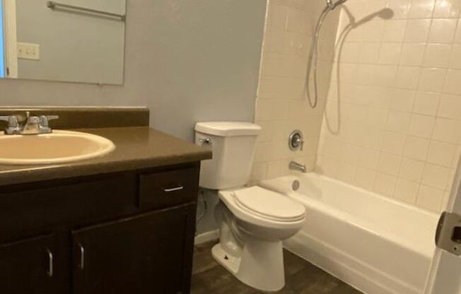 1 bed, 1 bath, 580 sqft, $699, Unit 2815-30