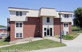 2701- 2715 SW 23rd St