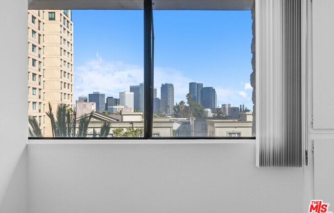 2 beds, 2 baths, 1,071 sqft, $4,100, Unit 801