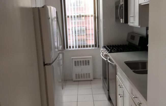 2 beds, 2 baths, 1,200 sqft, $8,100, Unit 7A
