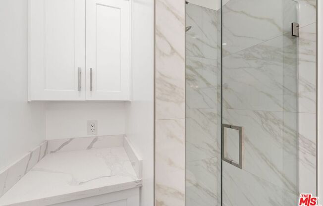 Studio, 1 bath, 405 sqft, $2,700, Unit 546