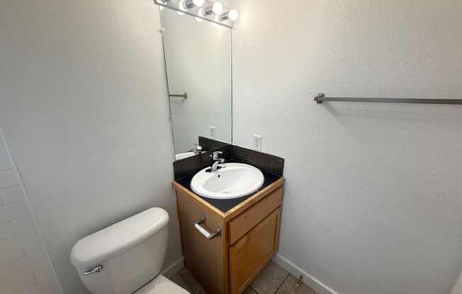 2 beds, 2 baths, 989 sqft, $1,475, Unit PEN-203A