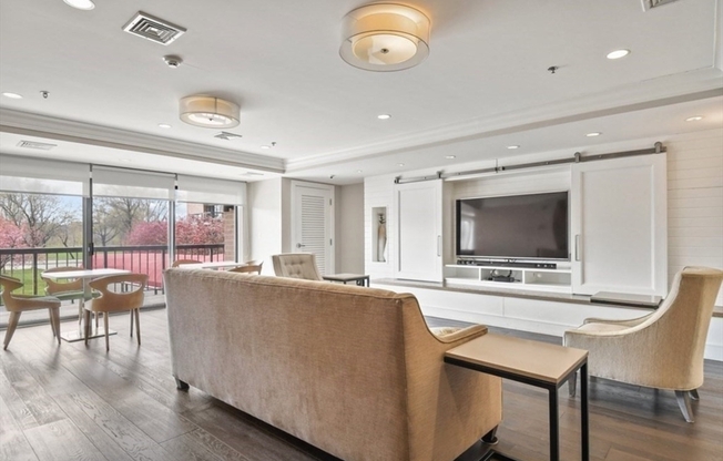 2 beds, 2 baths, 1,206 sqft, $2,900, Unit 505