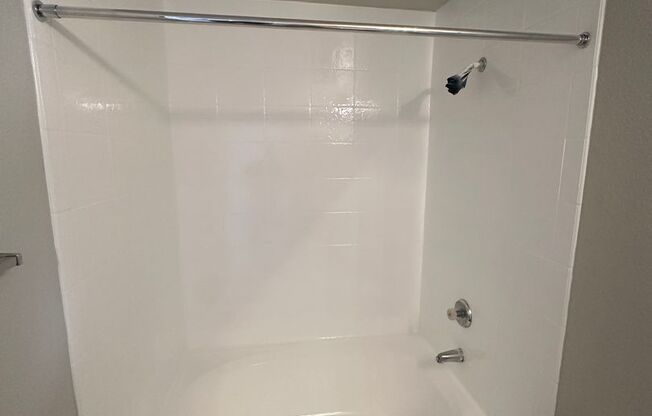 1 bed, 1 bath, $1,260, Unit # 1051