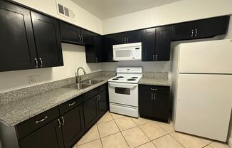 2 beds, 1 bath, 750 sqft, $1,100, Unit 214