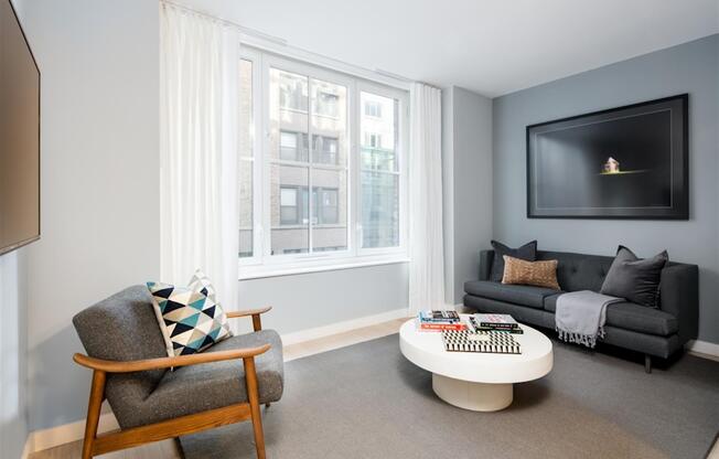 Studio, 1 bath, 560 sqft, $4,183, Unit 9L