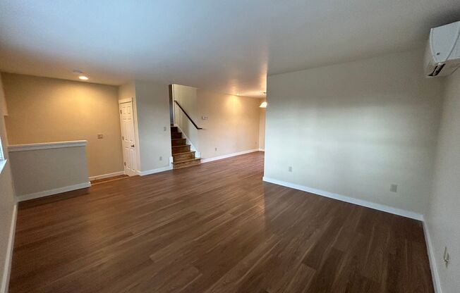 2 beds, 1 bath, $2,400, Unit PP-P928