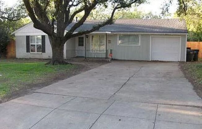 Charming Rental Near TCU Campus