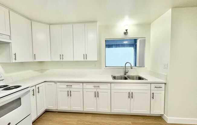 13101 Benton St.