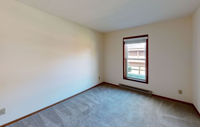 2 beds, 1 bath, 980 sqft, $1,675, Unit 7766RD