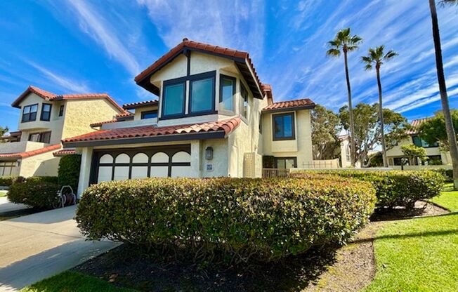 Oxnard | Mandalay | The Colony | 3 Bed + 3 Bath | 2236 Cannes Sq