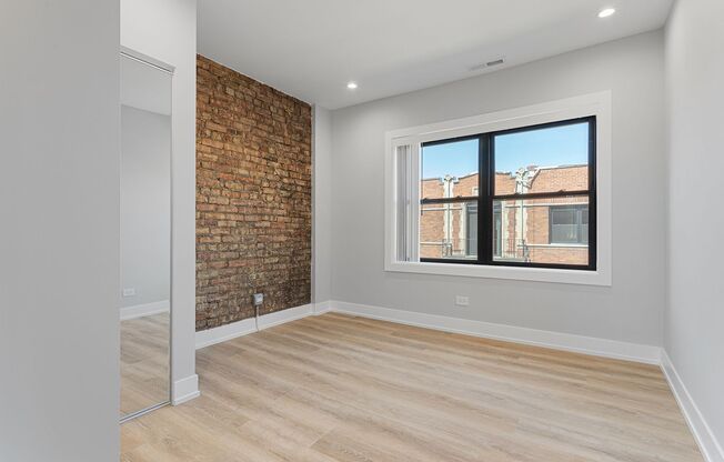 2 beds, 2 baths, 646 sqft, $2,200, Unit 1550-1C