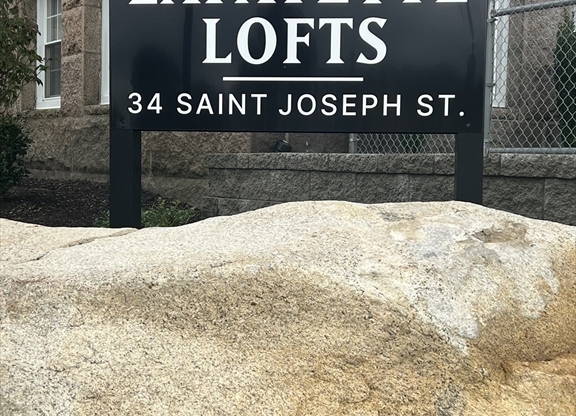 2 beds, 1 bath, 700 sqft, $2,095, Unit 2