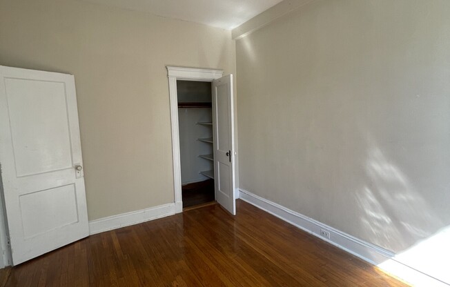 3 beds, 1 bath, $3,480, Unit 1