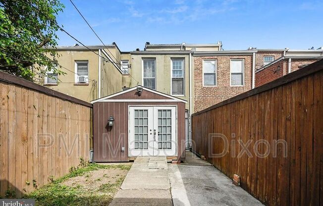 819 NEWINGTON AVE