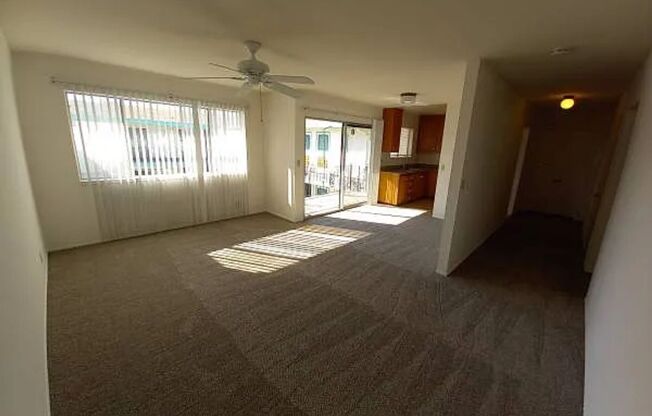 2 beds, 1 bath, 850 sqft, $2,200, Unit 18