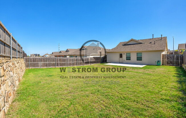 3 beds, 2 baths, 1,305 sqft, $1,945