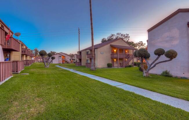 Walking Paths at WOODSIDE VILLAGE, West Covina, California