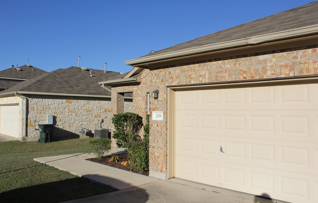 Adorable 1 story 4 Bedroom In Kyle