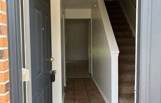Carlton Commons Apartments