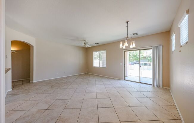 *GATED ENTRY*PRIME LOCATION*