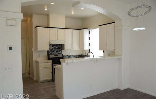 1933 GRAND PR AVE