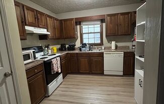2 beds, 2.5 baths, $1,600, Unit # 25