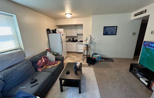 1 bed, 1 bath, $895, Unit 605