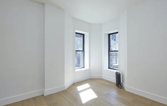 401 E 50 ST