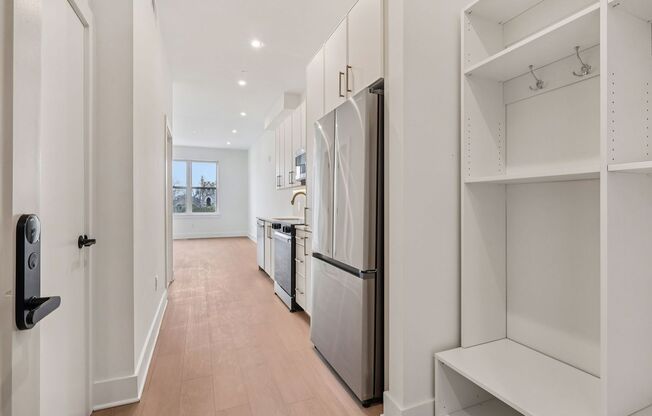 1 bed, 1 bath, 660 sqft, $1,788, Unit 206