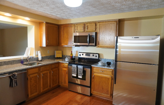 37 TRAILWOOD RD