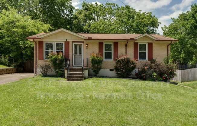 110 Woodridge Dr