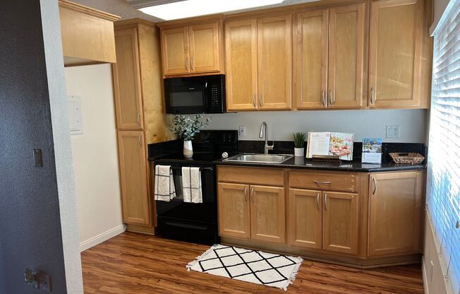 1 bed, 1 bath, 480 sqft, $2,200, Unit 23