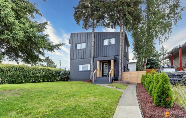 Stunning downtown rental
