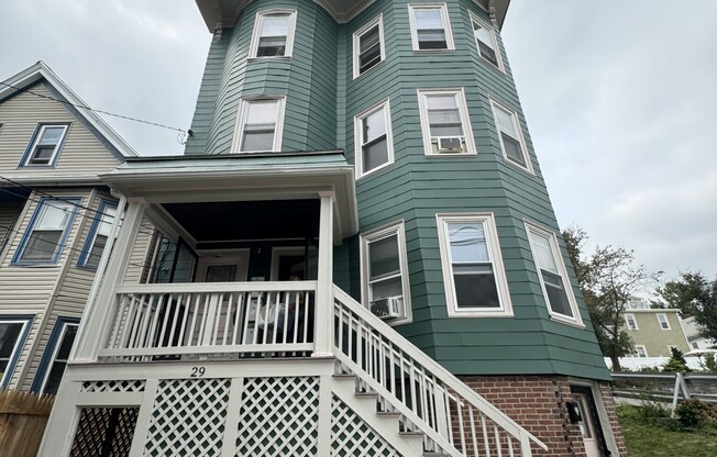 27 Cameron Ave