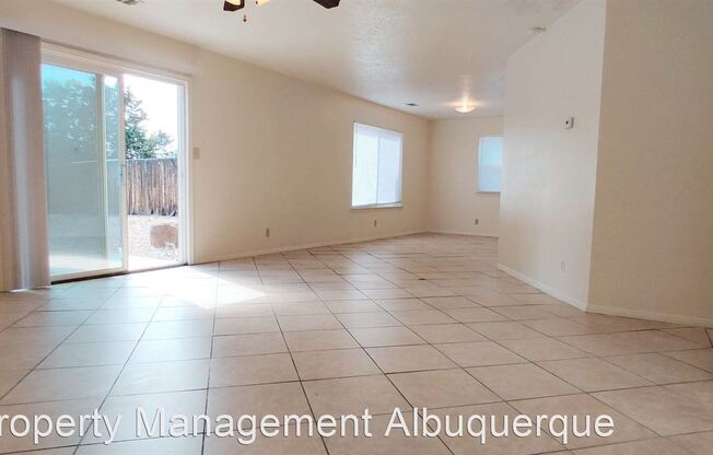 2914 Broadmoor Blvd SE