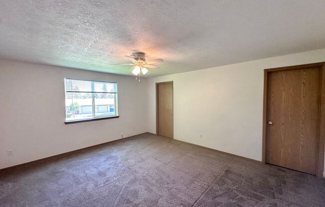 2 beds, 2.5 baths, $1,875, Unit 2416