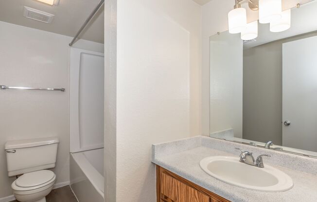 2 beds, 2 baths, 900 sqft, $1,499, Unit HIDDENV-105