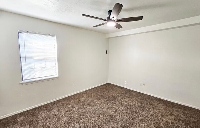 2 beds, 1.5 baths, $1,000, Unit #269