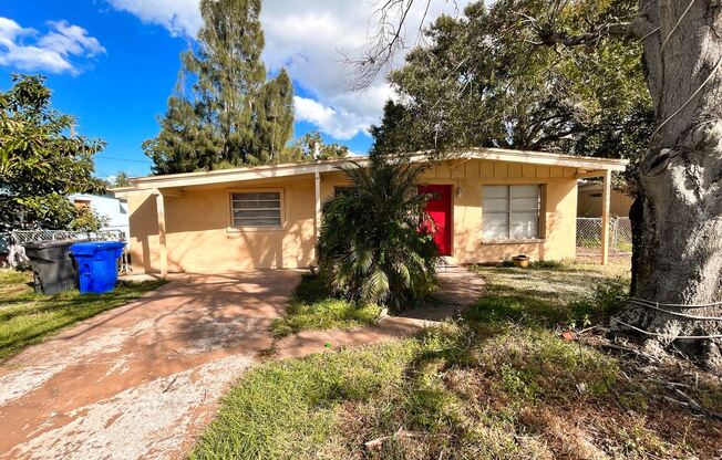 3212 Clifford Sample Dr
