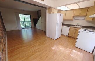 2 beds, 1 bath, $1,200, Unit 1