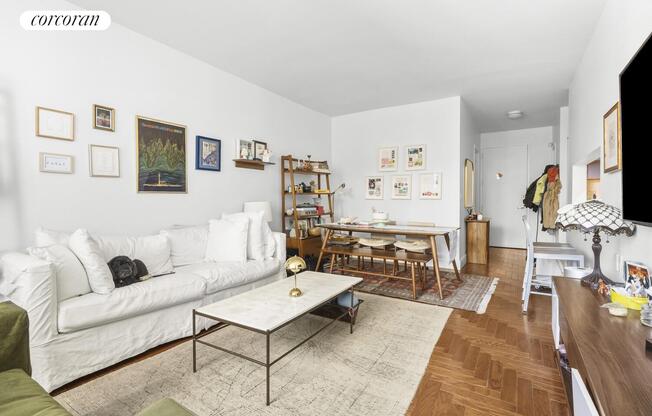 2 beds, 1.5 baths, 1,055 sqft, $7,500, Unit 9C