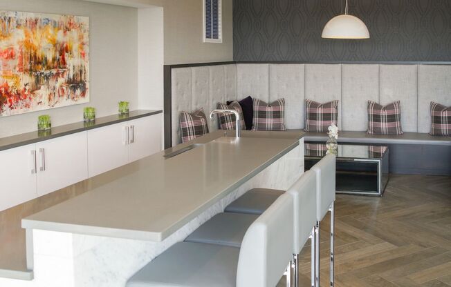 1 bed, 1 bath, 366 sqft, $2,350, Unit 505