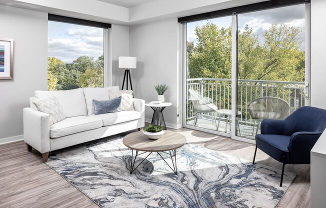 1 bed, 1 bath, 729 sqft, $1,645, Unit 504